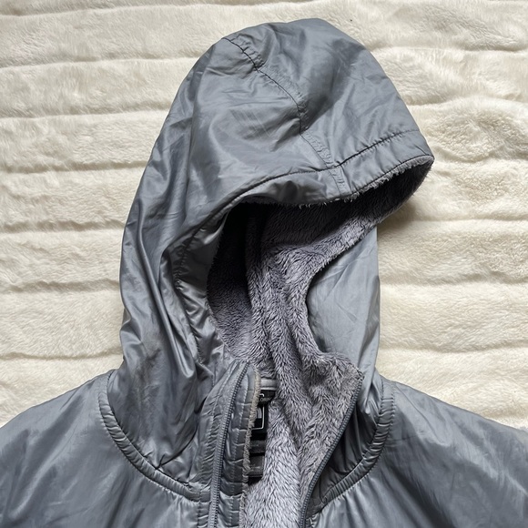 The North Face gray jacket - Picture 5 of 6